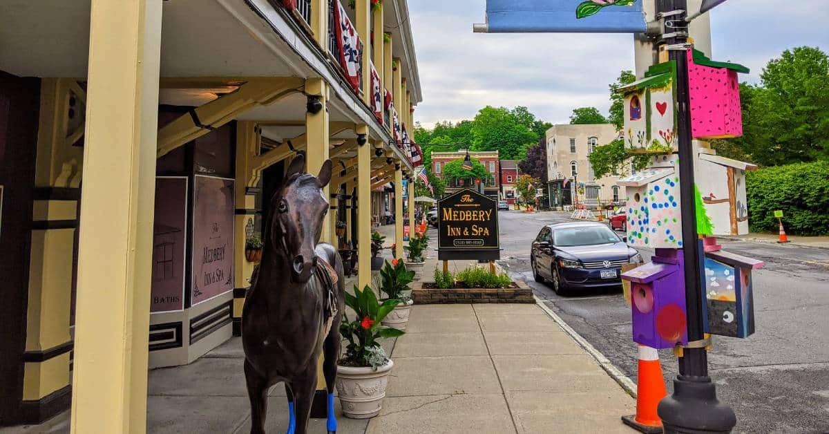 downtown street and sidewalk