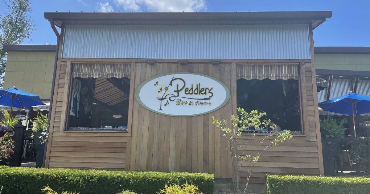 peddlers bar and bistro entrance