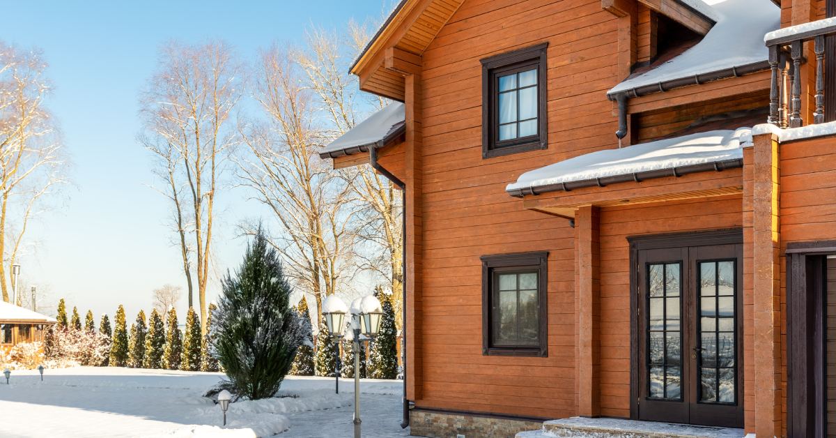 Don’t Wait for the Weather to Warm Up! Why You Should Consider Buying a Saratoga Area House in the Winter